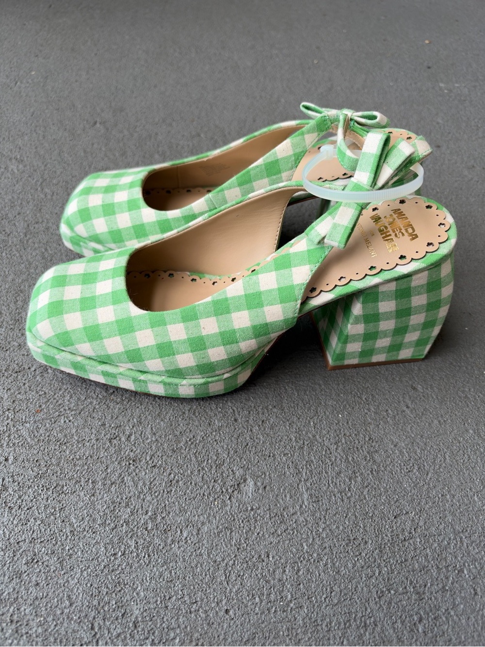 Antonio Melani x Amanda Jones Vaughan Penny Gingham Block Heel Slingback Pump 8 - Picture 9 of 14